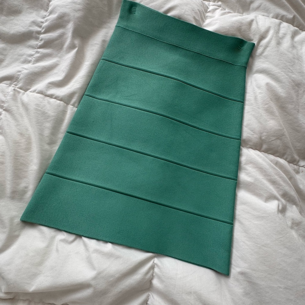 BCBGMaxAzria Green Pencil Skirt
